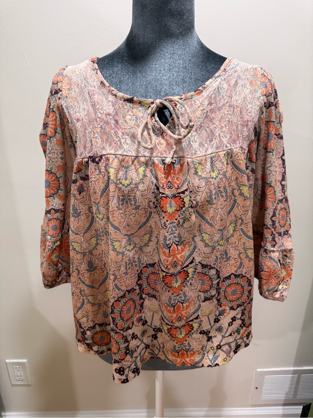 live and let live Peach Floral Lace Yoke Peasant Tunic